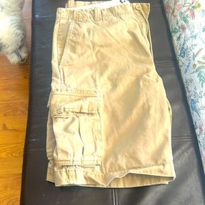 Men’s cargo shorts size 38